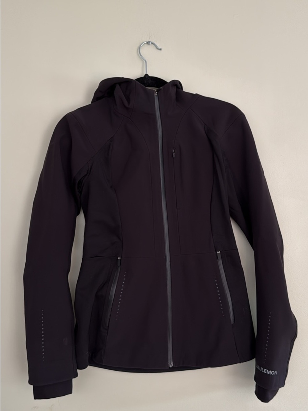 lululemon athletica Women's Dark Plum Hooded Softshell Jacket